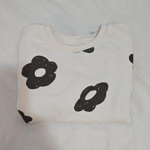 Zara White and Black Graphic Sweatshirt